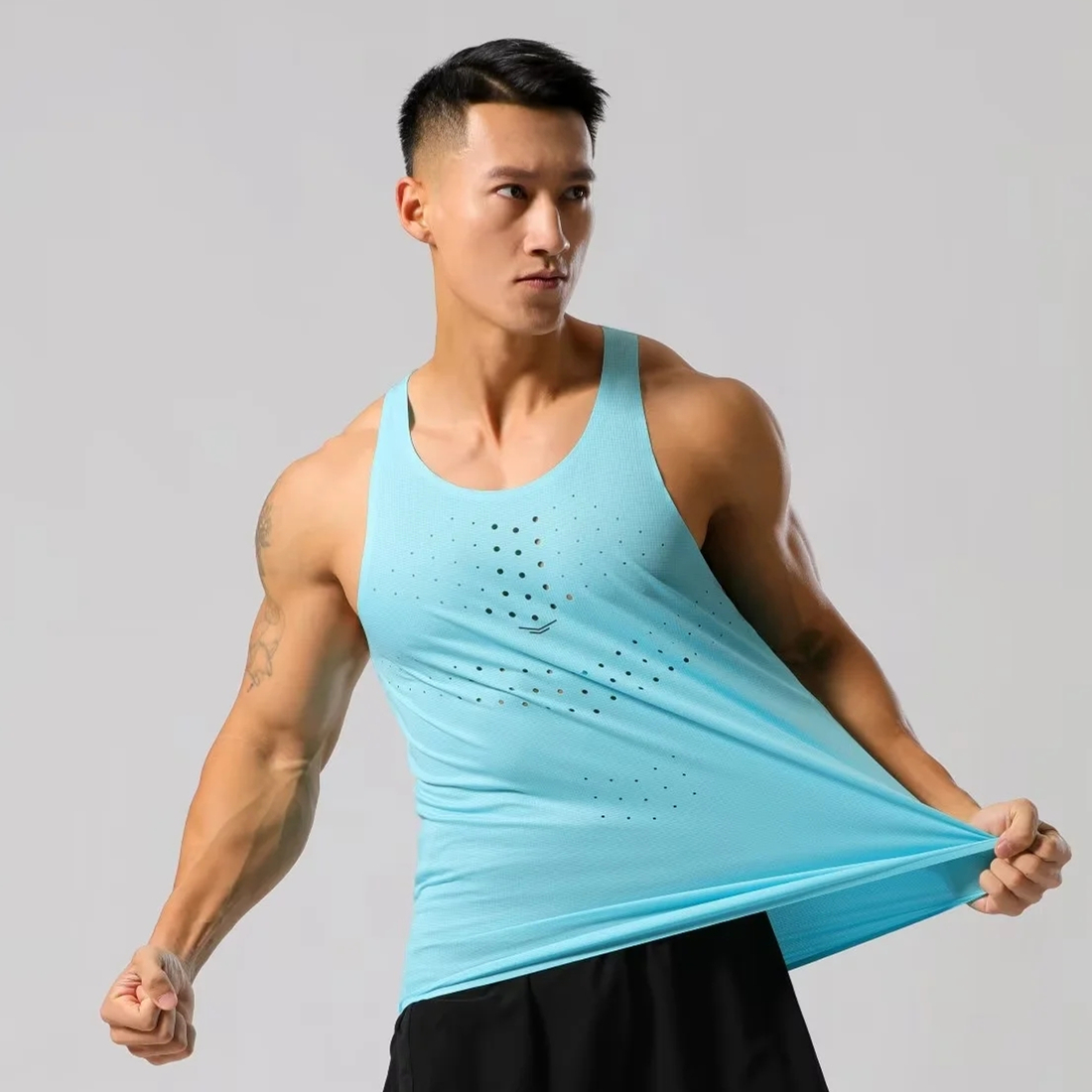 Sleeveless Undershirt - เสื้อกั๊กวิ่งน้ำหนักเบาสำหรับผู้ชาย เสื้อวิ่งมาราธอน เสื้อกีฬากลางแจ้ง ปั่นจักรยาน ฟิตเนส เสื้อไม่มีแขน
